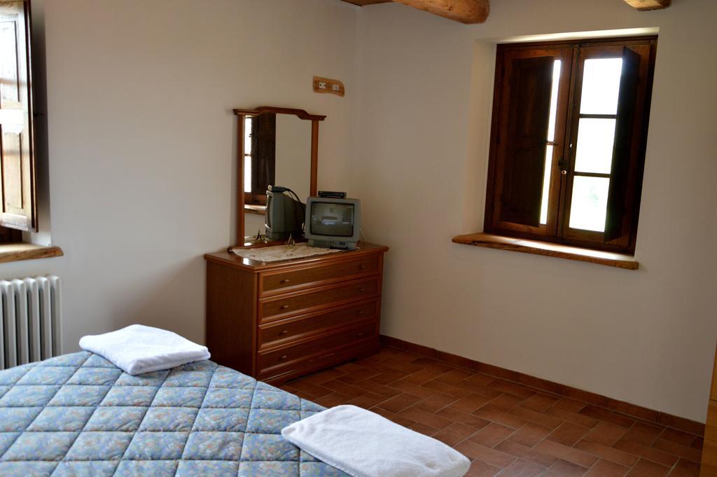 Agriturismo La Collina Villa Massa Martana Rum bild