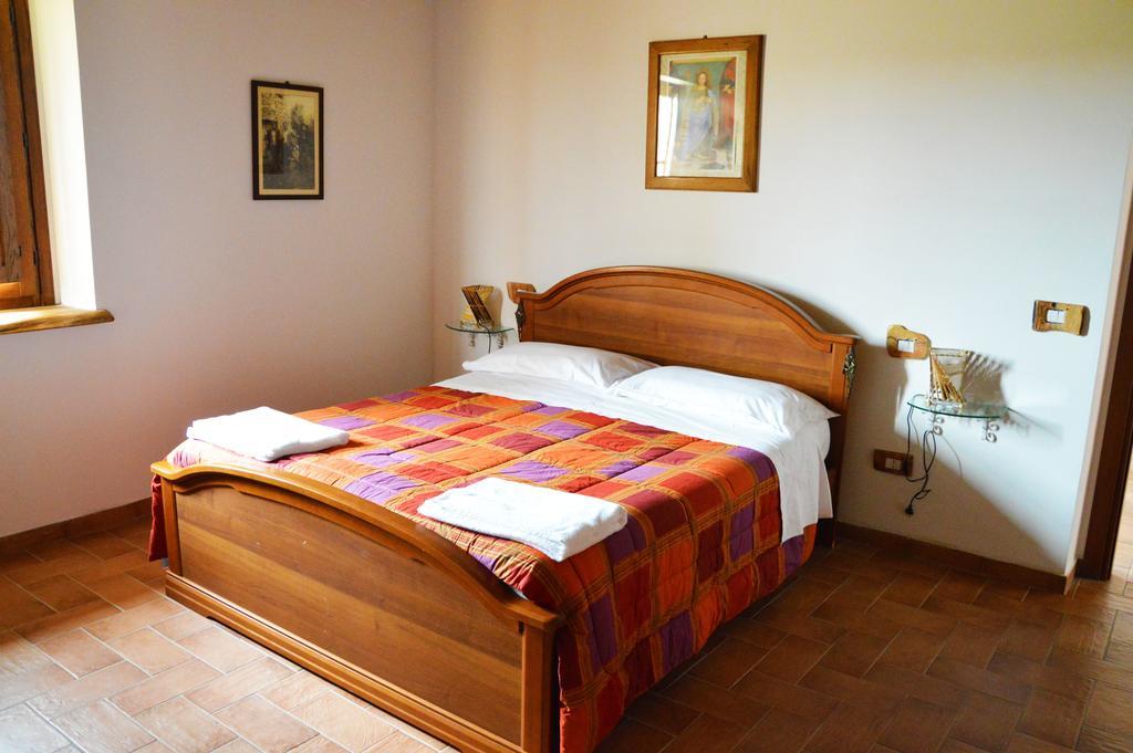 Agriturismo La Collina Villa Massa Martana Exteriör bild